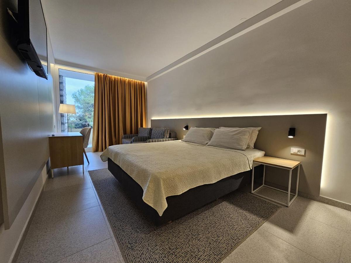 Adria Hotel 3*