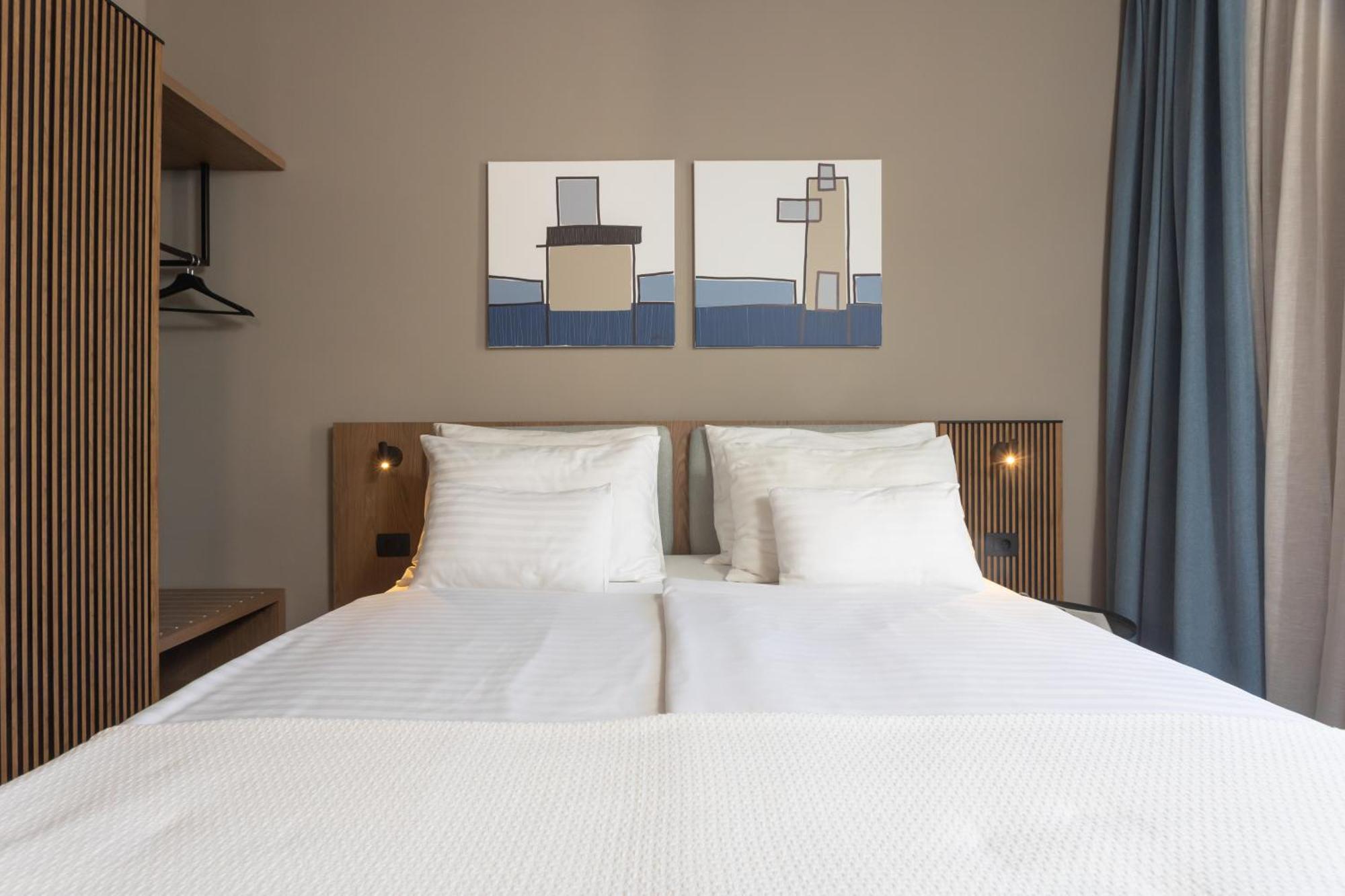 Adria Hotel